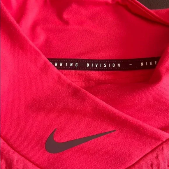 Nike Therma-Fit Pullover - Picture 3 of 5